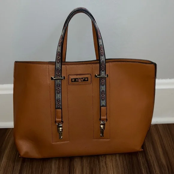 Nichole Lee by Variedades Cristina Large Nikky Shoulder Bag - Picture 2 of 11